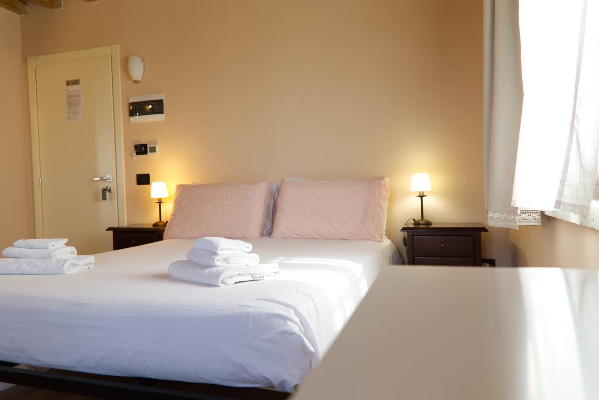 Hotel Antico Casale Caroli à Gattatico Extérieur photo