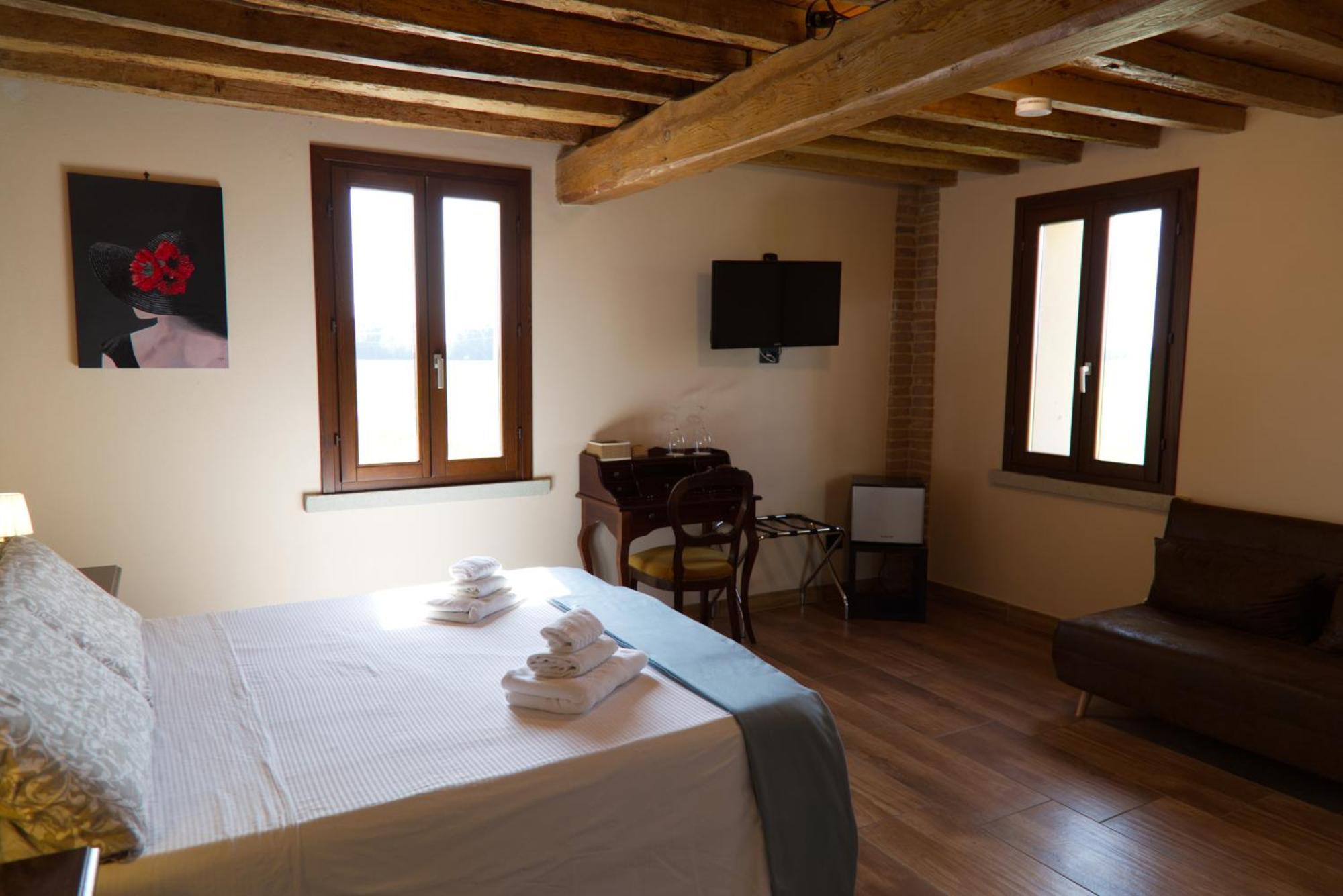 Hotel Antico Casale Caroli à Gattatico Extérieur photo