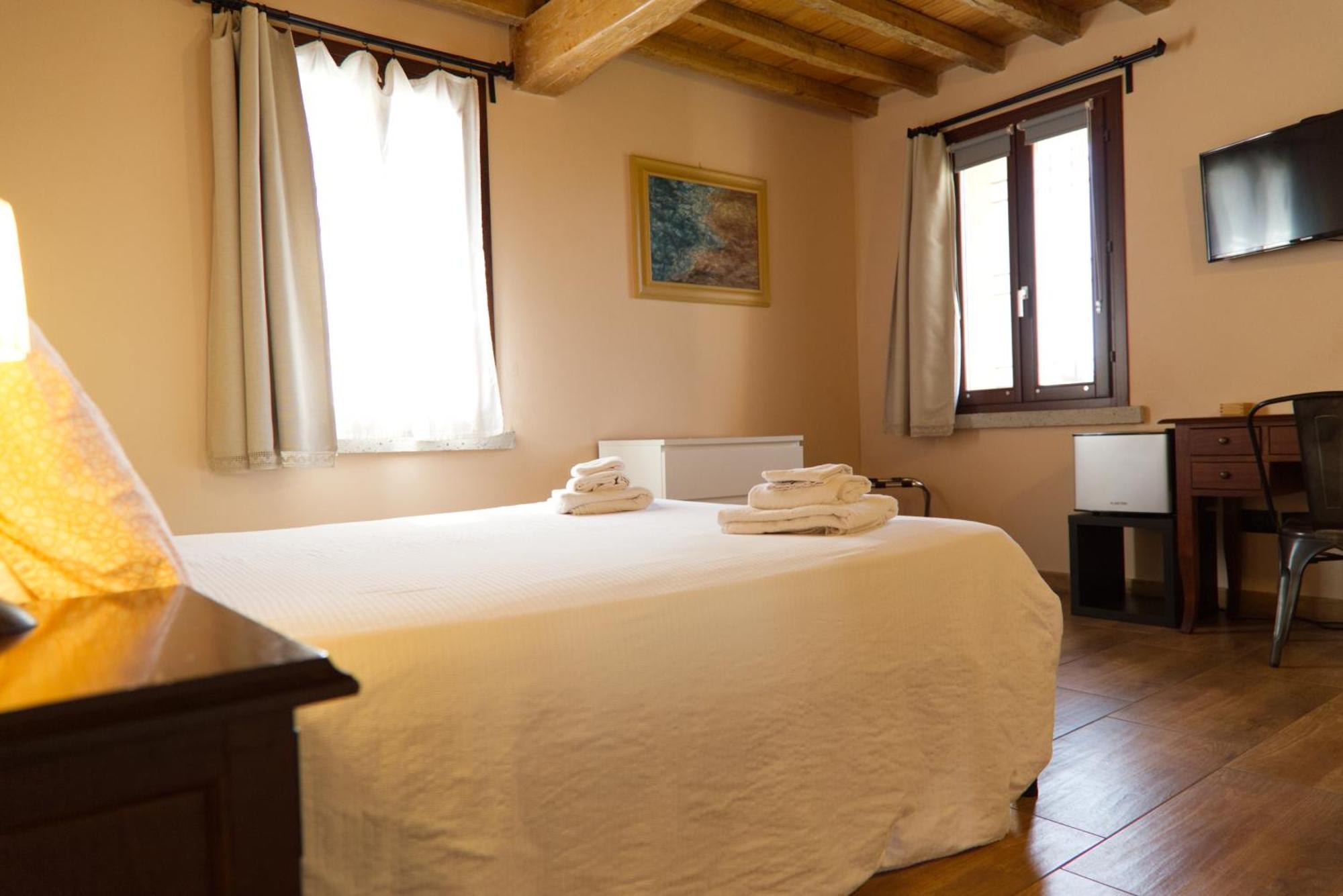 Hotel Antico Casale Caroli à Gattatico Extérieur photo