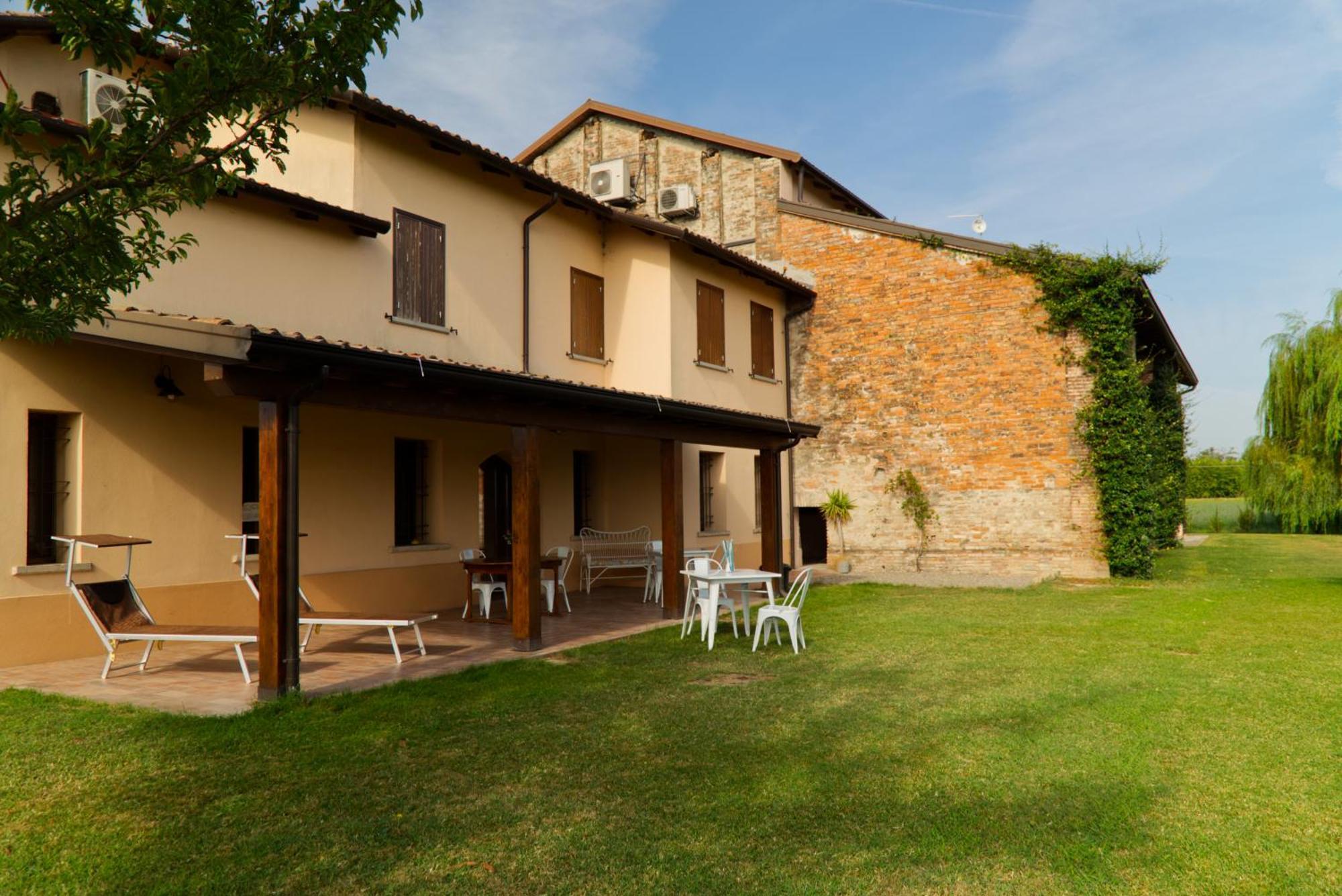Hotel Antico Casale Caroli à Gattatico Extérieur photo
